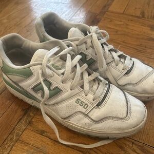 New Balance 550 Shoes Mens Size 10.5 White Sneakers Mint Green Athletic Casual